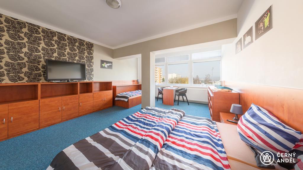 Cerny Andel Hotel Most Eksteriør billede